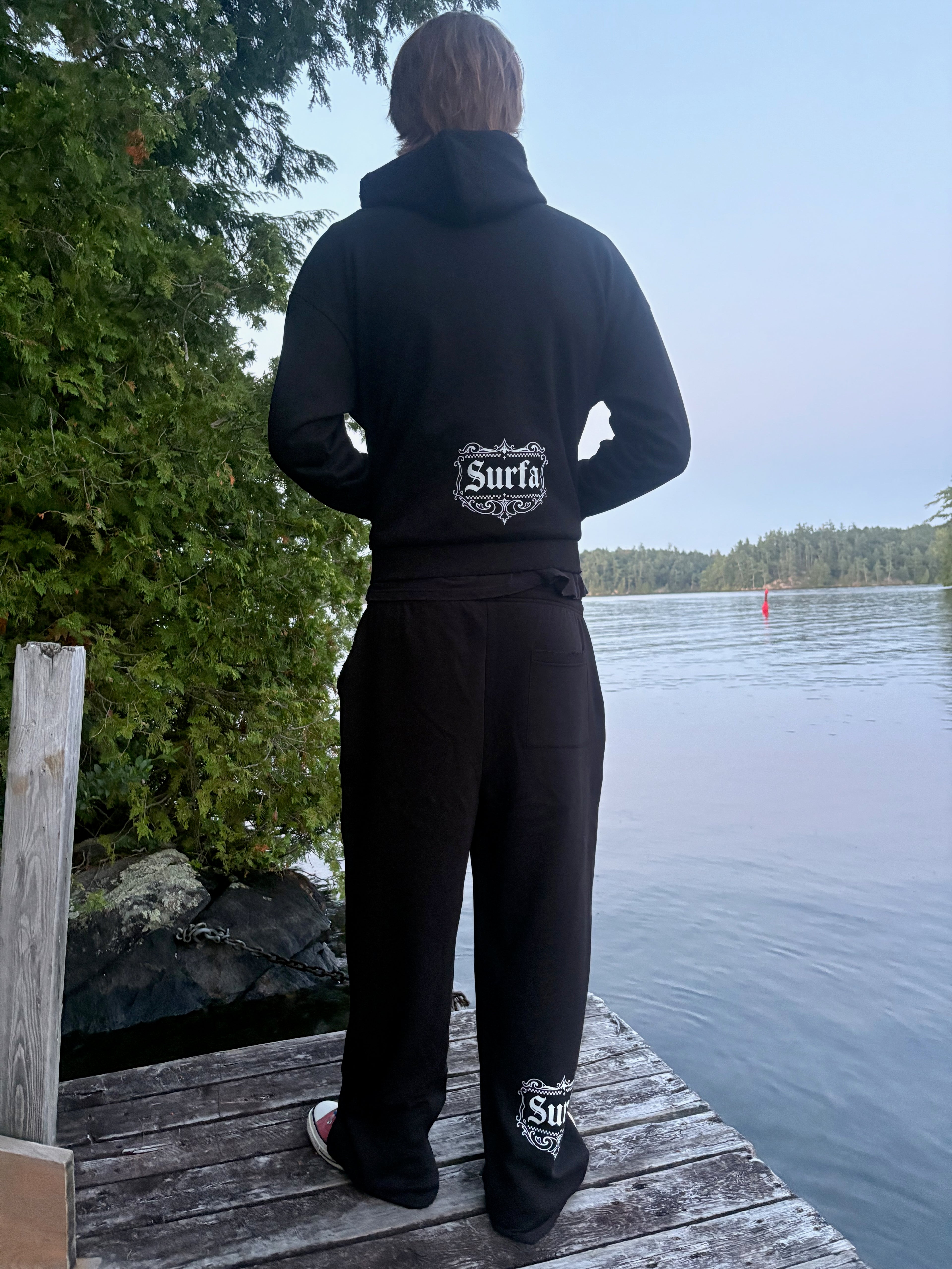 Crest Heavyweight Zip Hoodie