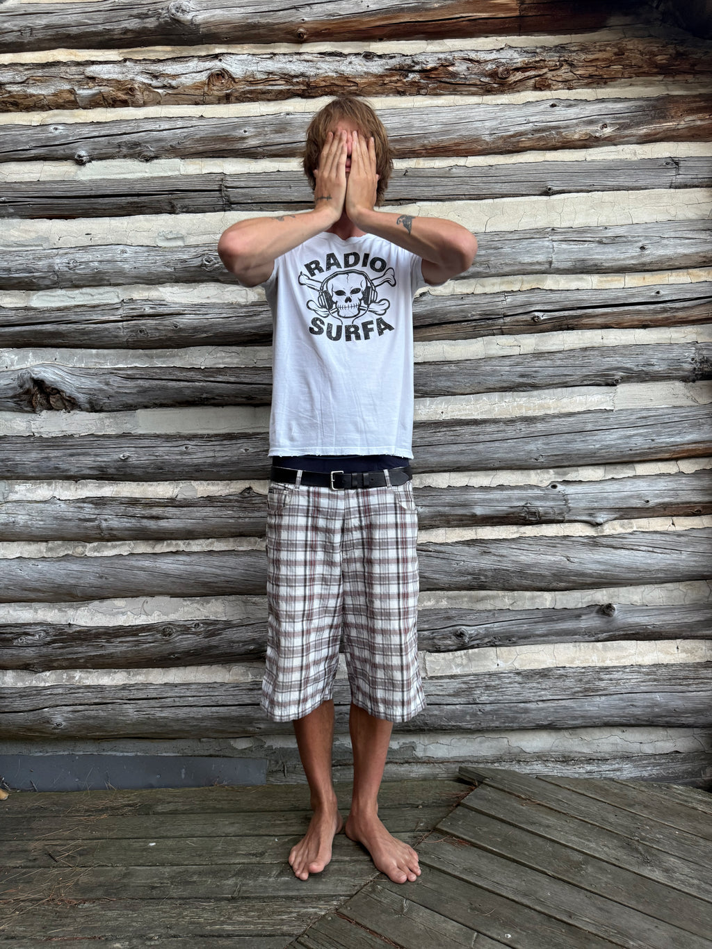 Radio Surfa Tee