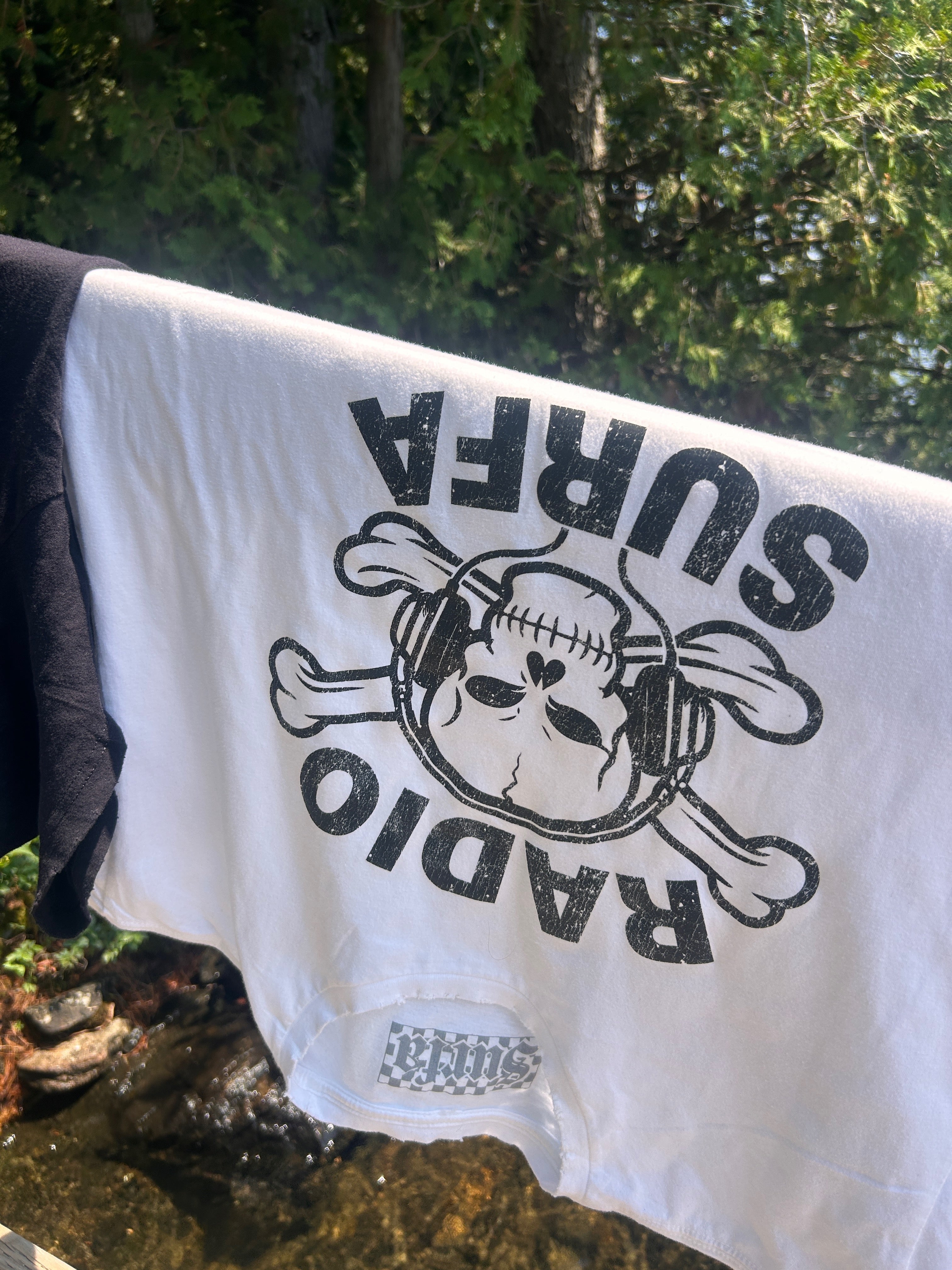 Radio Surfa Tee